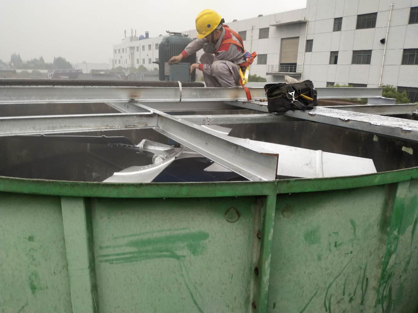 安徽冷卻塔維修-冷卻塔電機維修=無錫晟衍環保設備有限公司